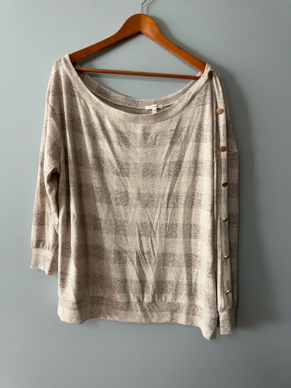 Maurices 2X Buffalo Plaid Knit Top Button Shoulder Dolman 3/4 Sleeve Plus Beige